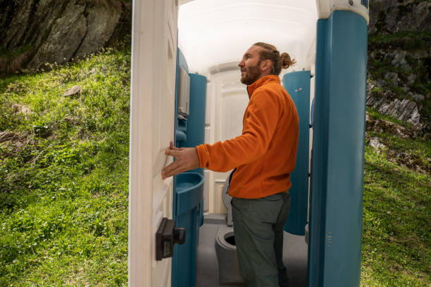 Best Emergency porta potty rental  in Chisholm, MN