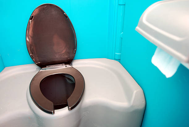 Best Best portable toilet rental  in Chisholm, MN